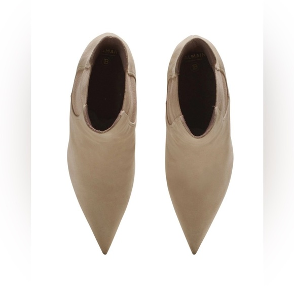 Balmain
Women's Pointed Toe Sculpted High Heel Ankle Boots - Picture 4 of 16